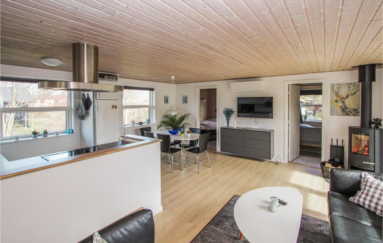 3 Bedroom Stunning Home In Sams Onsbjerg Экстерьер фото